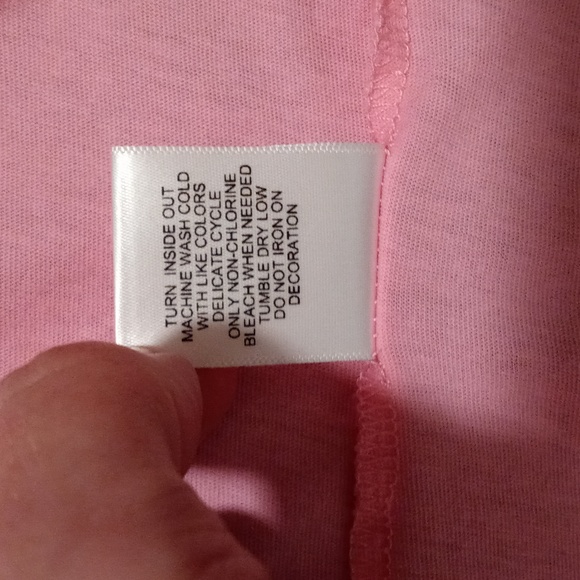 🆕️ 💗Juicy Couture💗 - Pink/Silver Sequin S/S Graphic Tee - Picture 10 of 14